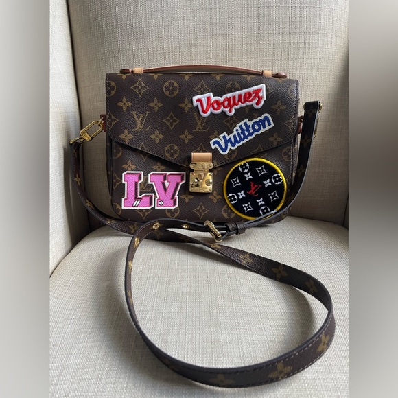 Louis Vuitton, Bags, Limited Edition Louis Vuitton Pochette Metis Patches  Bag